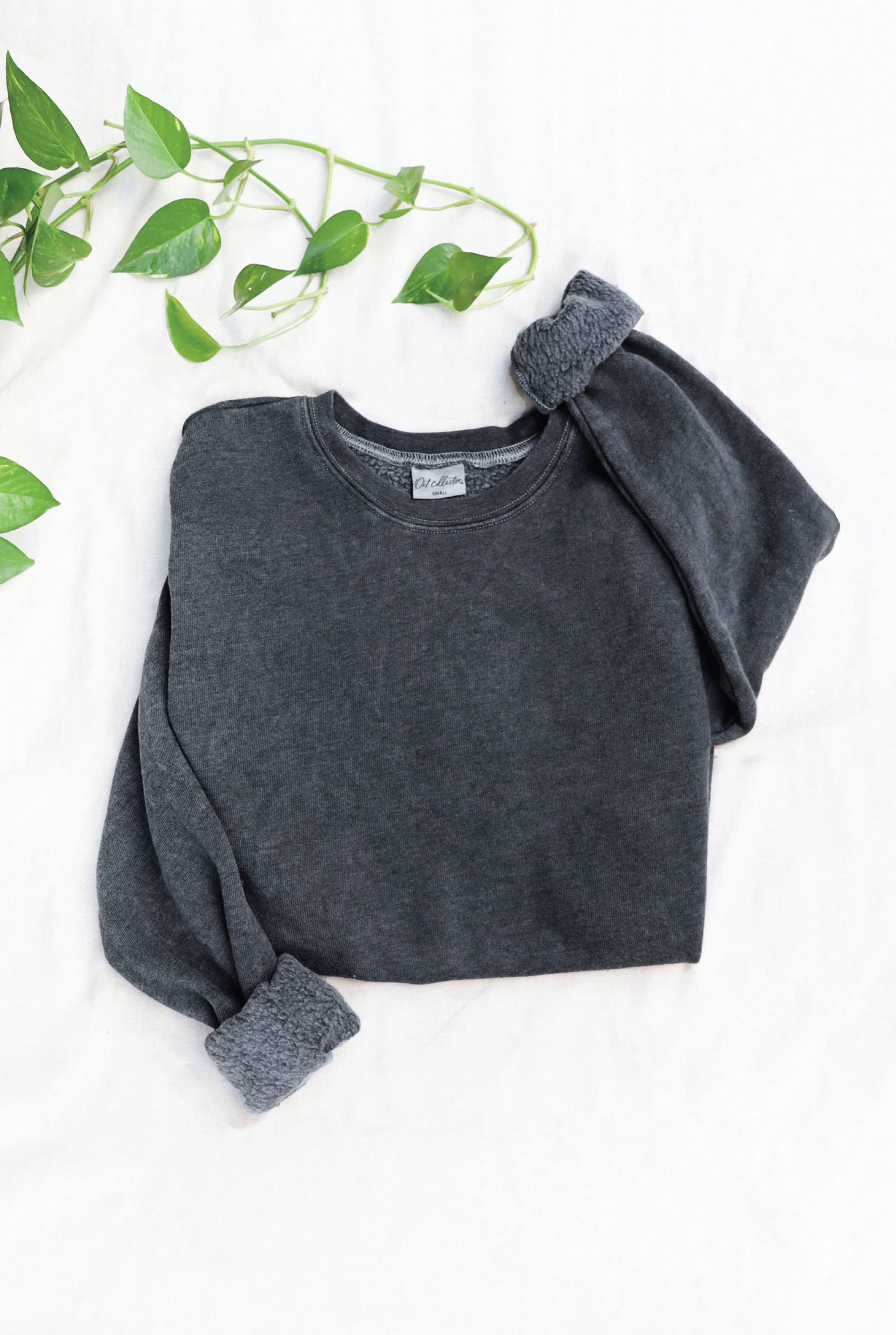 OAT COLLECTIVE - Basic Mineral Sweatshirt
