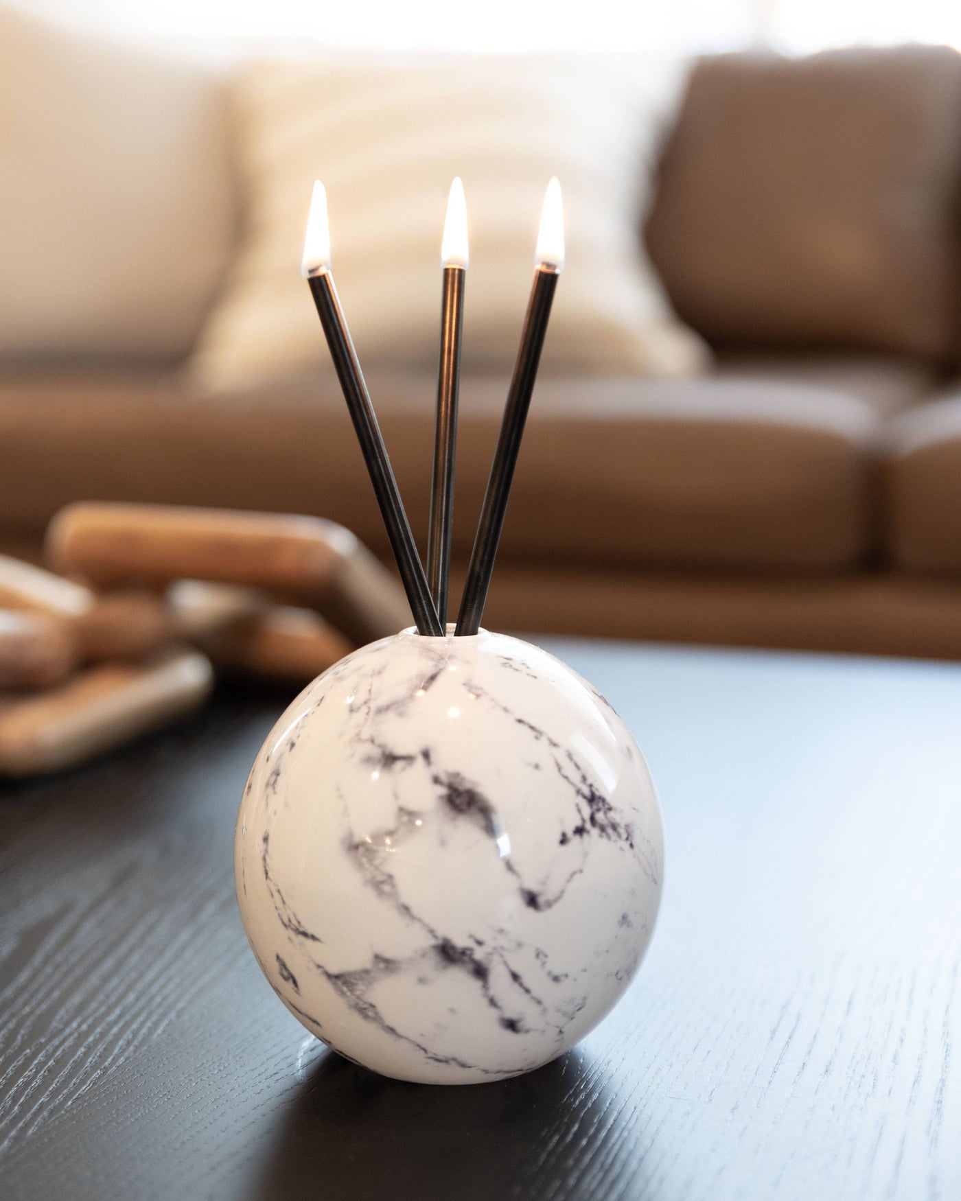 Everlasting Candle Co. - Neva Vase, White Marble