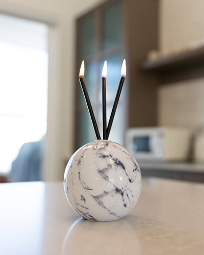 Everlasting Candle Co. - Neva Vase, White Marble