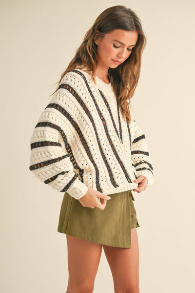 MIOU MUSE - T3945  ROUND NECK BRAIDED DETAIL SWEATER TOP: WHITE/CHARCOAL / S