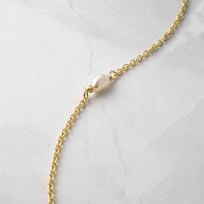 Sami Jewels - Dainty Beaded Pearl Necklace: Gold