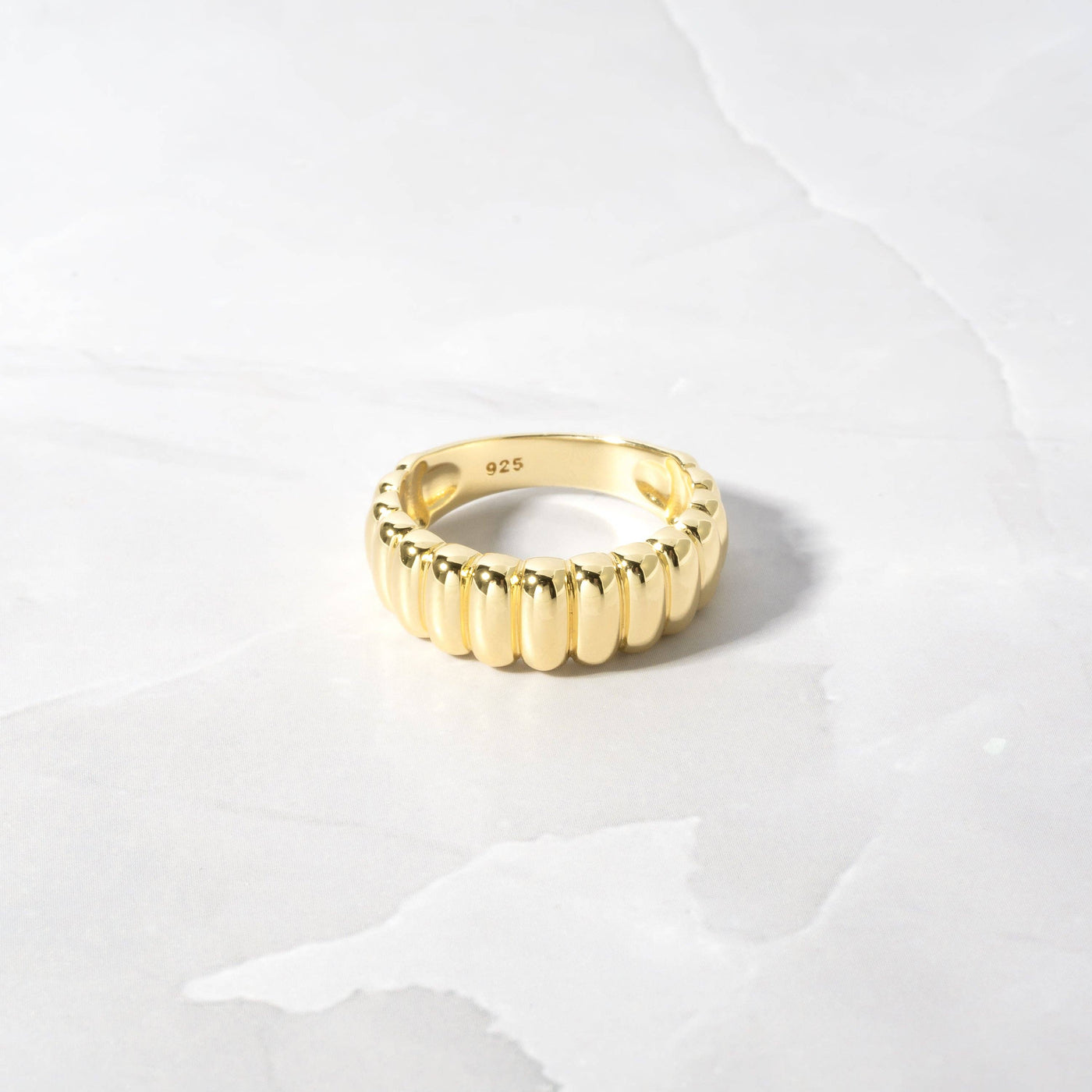 Sami Jewels - Fluted Statement Ring: Gold / 5