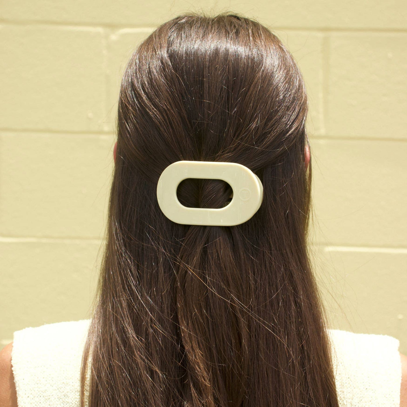 TELETIES - Flat Round Hair Clip | Small | Butter Yellow
