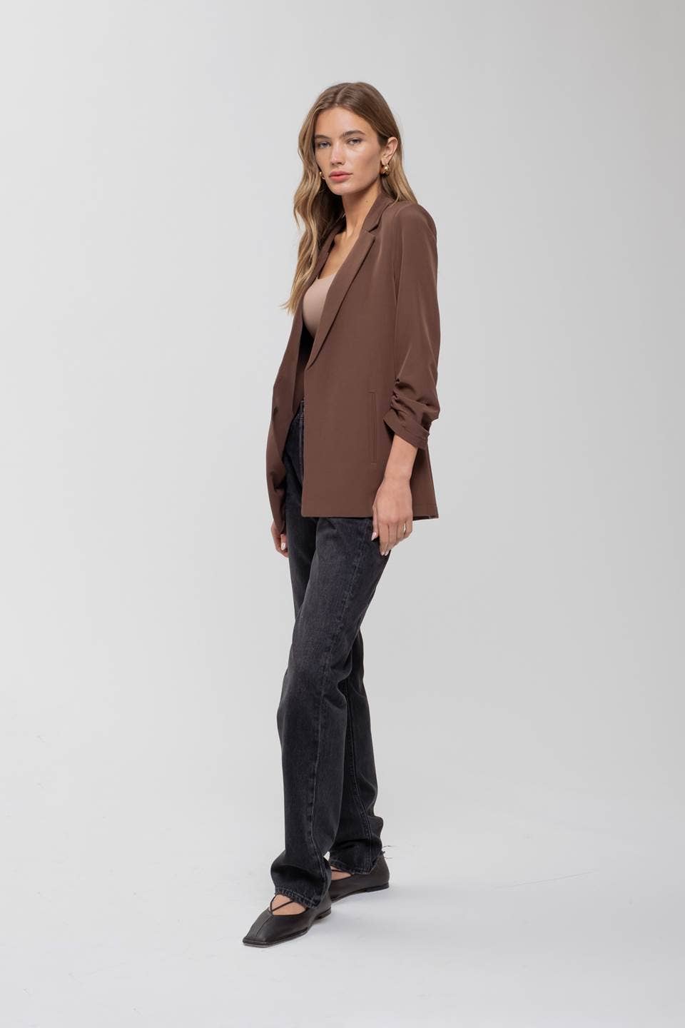 The Workshop Studio - 3/4 RUCHED SLEEVE BLAZER