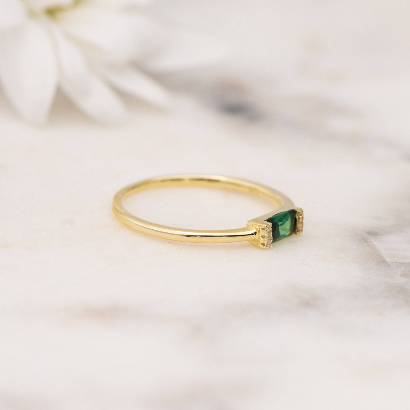 Sami Jewels - Emerald Simple Baguette Ring: Gold / 5 / Emerald