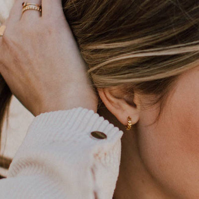 Mauve Jewelry Co. - Athena Hoops
