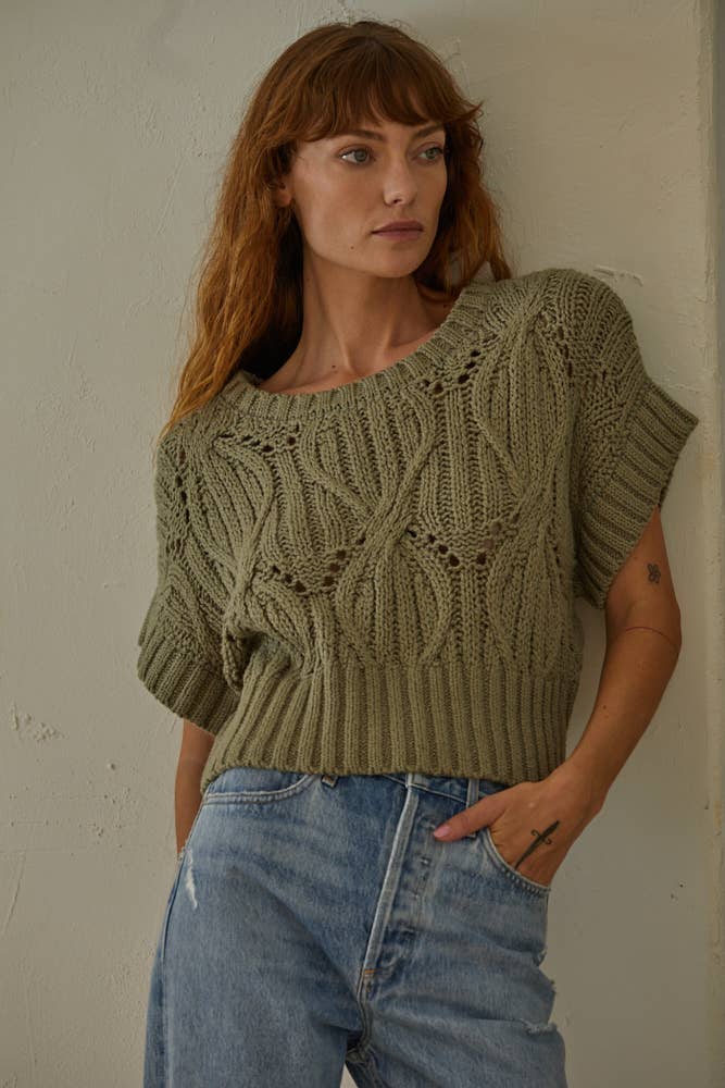 Lily Knit Short Sleeve Sweater : Dusty Sage / Large