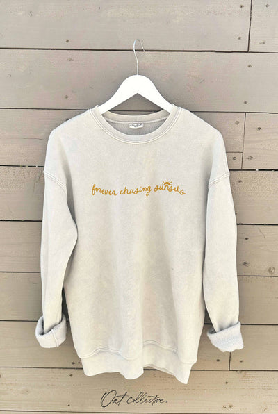 MEDIUM OAT COLLECTIVE - FOREVER CHASING SUNSETS Mineral Graphic Sweatshirt: SOFT PINK