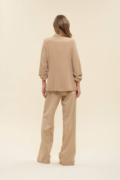 The Workshop Studio - 3/4 RUCHED SLEEVE BLAZER